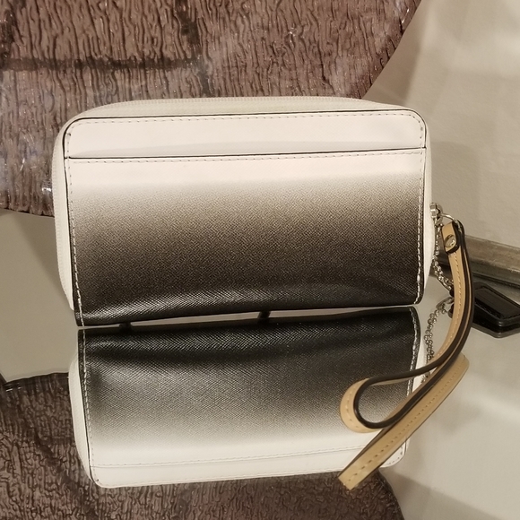 COACH Peyton Charcoal Ombre Wallet - Picture 7 of 9